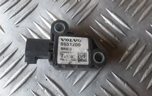 Volvo V50 Airbag deployment crash/impact sensor 8651200