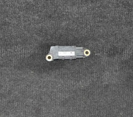 Mercedes-Benz E W211 Airbag deployment crash/impact sensor A0018209126