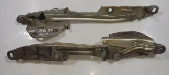Audi A8 S8 D2 4D Tailgate/trunk/boot hinge