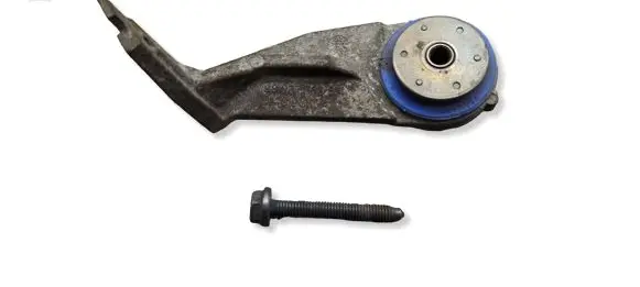 Peugeot 308 Radiator mount bracket 9803778880