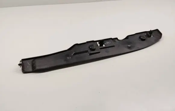 Volkswagen Jetta VI Fender end trim 5C6821111A