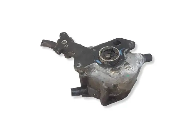 Volkswagen Golf V Vacuum pump 038145209M