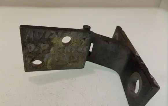 Audi 100 S4 C4 Front door upper hinge 4A0831401A