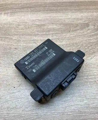 Volkswagen Touran I Gateway control module 1K0907530C 1K0907951