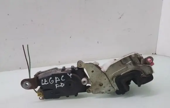 Subaru Legacy Front door lock