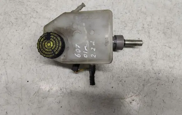Peugeot 607 Master brake cylinder