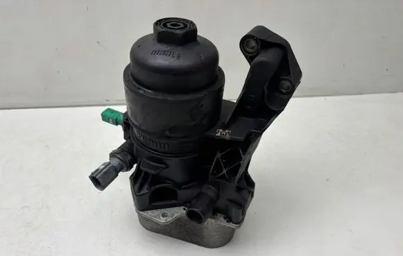 Seat Leon (5F) Oil filter mounting bracket 03N115389K