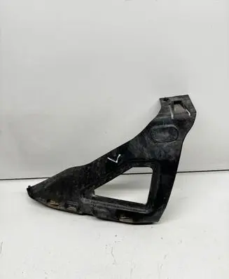 Front bumper mounting bracket