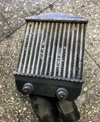 Renault Scenic I Intercooler radiator 8200047162 IA1073 867634C