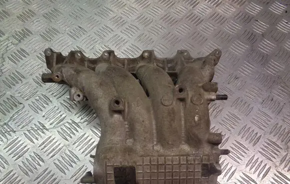 Suzuki Wagon R+ Intake manifold