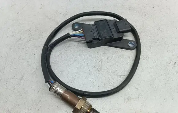 Mercedes-Benz E W214 Lambda probe sensor A0009059616 0009059616 NS0005