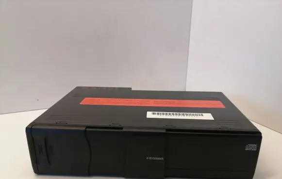 BMW X3 E83 CD/DVD changer 6913388