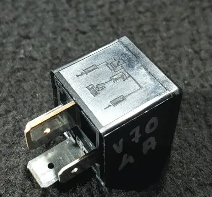Volvo V70 Other relay 9441158 V23134J52X346