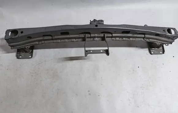Suzuki Vitara (LY) Front bumper cross member 