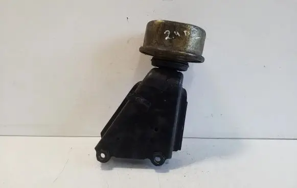 Volkswagen Transporter - Caravelle T4 Engine mount bracket 701199201B