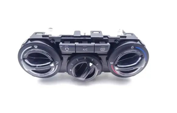Peugeot 208 Climate control unit 96722483ZD T1013332G