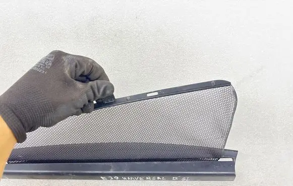 BMW 5 E39 Rear door sun blind/shade 8225722