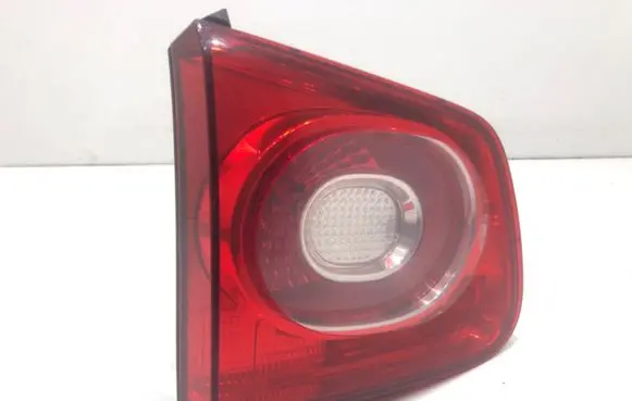 Volkswagen Tiguan Rear/tail lights 5N0945093B