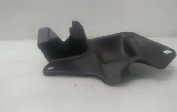 Volkswagen Golf V Steering wheel trim 