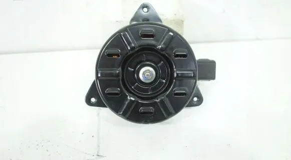 Mitsubishi Space Star Electric radiator cooling fan M00711B0297