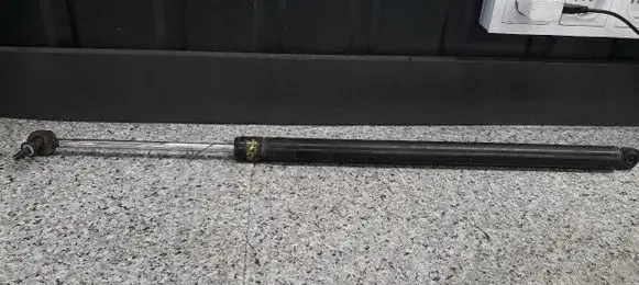 Chrysler Grand Voyager III Tailgate strut 04675806AC