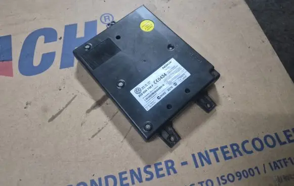 Volkswagen PASSAT B6 Phone control unit/module 3C0035729F