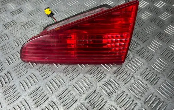 Peugeot 607 Tailgate rear/tail lights 2543D