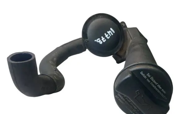 Volkswagen Transporter - Caravelle T4 Breather/breather pipe/hose 074129101