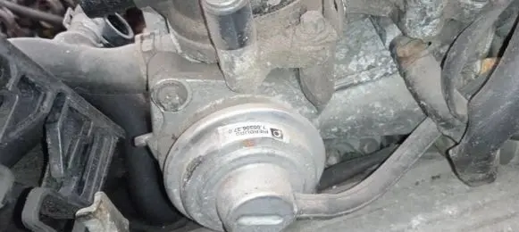 Mercedes-Benz A W169 EGR valve 700306370