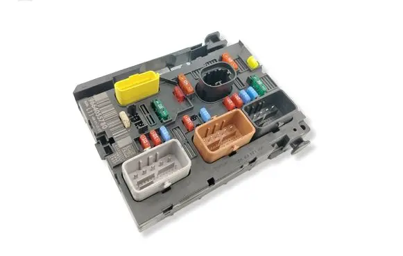 Citroen C2 Fuse module 9664055780