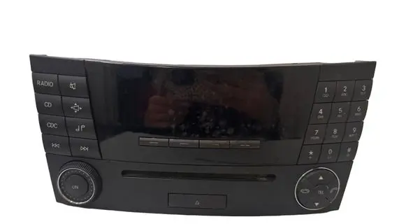 Mercedes-Benz E W211 Radio/CD/DVD/GPS head unit A2118209889 MF2311 58006250KHZ