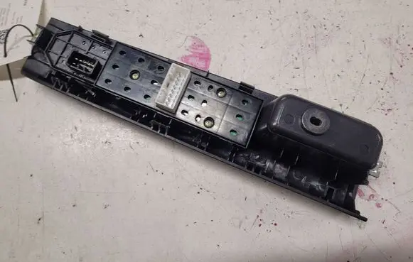KIA Sorento Electric window control switch 4784941110