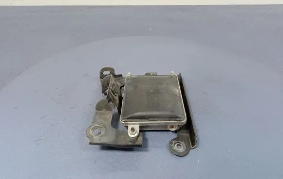 Mazda 3 II Distronic sensor radar BHS267Y90D