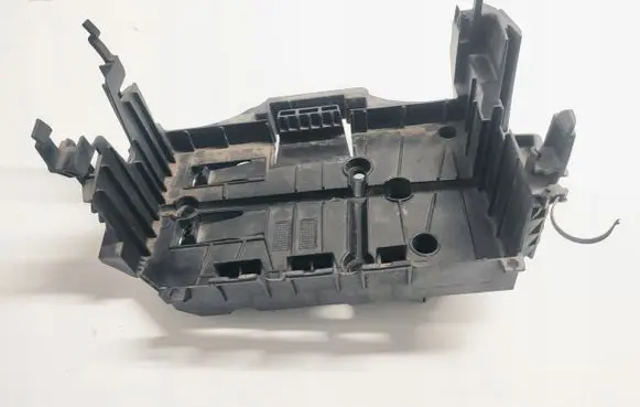 Peugeot 508 Battery box tray 9686469580