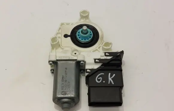 Volkswagen Tiguan Rear door window regulator motor 1K0959794E 5N0959703