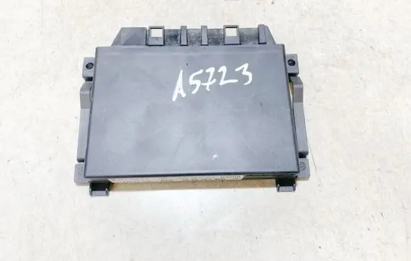 Mercedes-Benz E W210 Parking PDC control unit/module 0205454832 0263004009