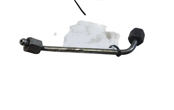 Fuel injector supply line/pipe