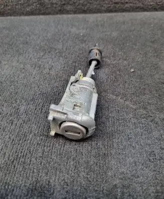 Audi A6 Allroad C7 Front door lock (next to the handle) 4G1837167 4G8837167