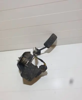 Toyota Corolla Verso E121 Accelerator throttle pedal 8928152021 1983003041 D4J19