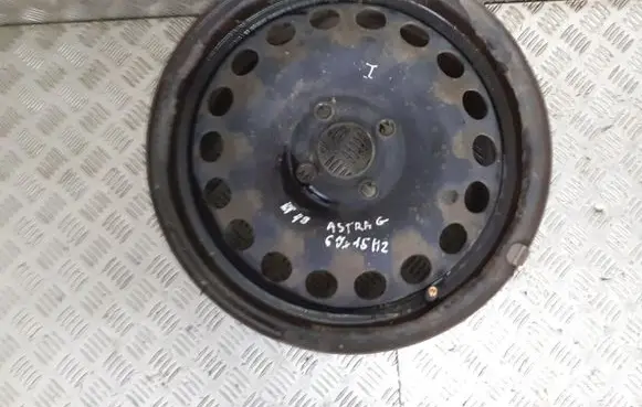Toyota Land Cruiser (HDJ90) R15 steel rim 