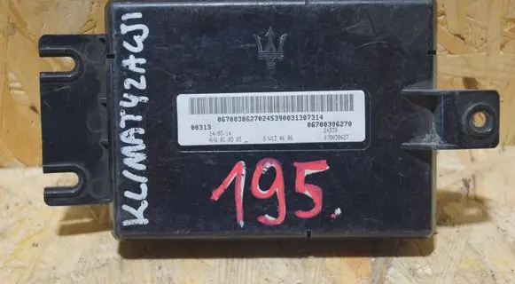 Maserati Quattroporte Climate control unit 06700306270