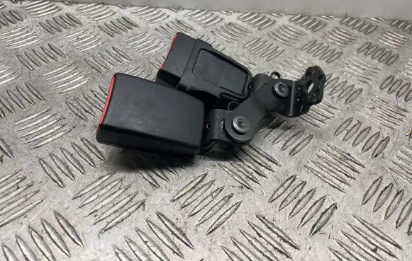 Audi A7 S7 4G Middle seatbelt buckle (rear) 4G0857739