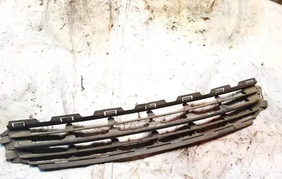 Ford Mondeo Mk III Front bumper lower grill 3s7117b968bb 3s71-17b968-bb