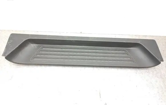 Volkswagen Transporter - Caravelle T6 Rear sill trim cover 7H0863725T