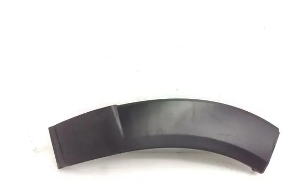 Mazda CX-30 Front arch trim DFR551W81