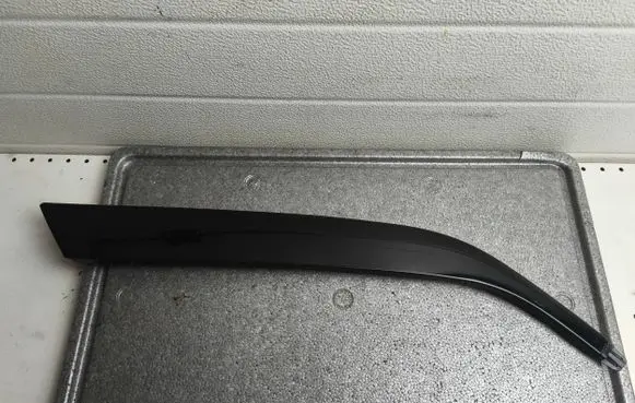 Peugeot 5008 Trim molding 98365150XF