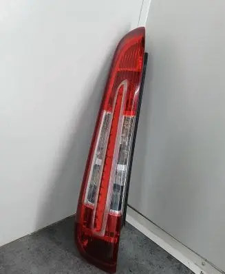 Ford C-MAX I Rear/tail lights