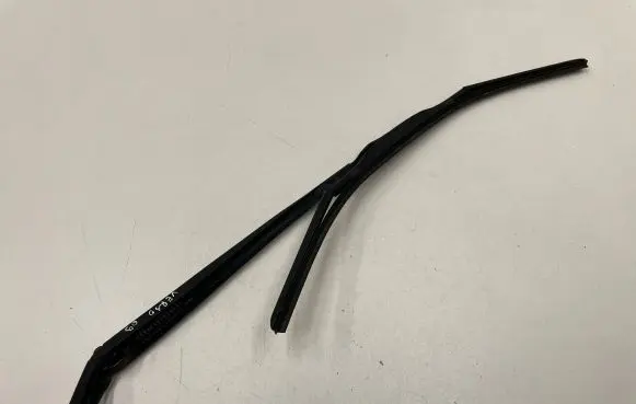 Toyota Verso Windshield/front glass wiper blade 
