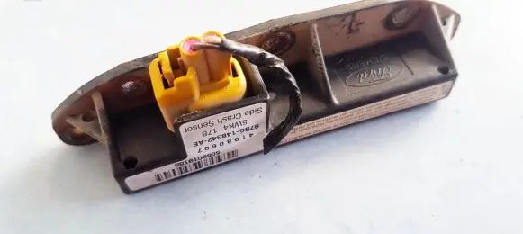 Ford Mondeo MK II Airbag deployment crash/impact sensor 97BG14B342AE 97BG-14B342-AE