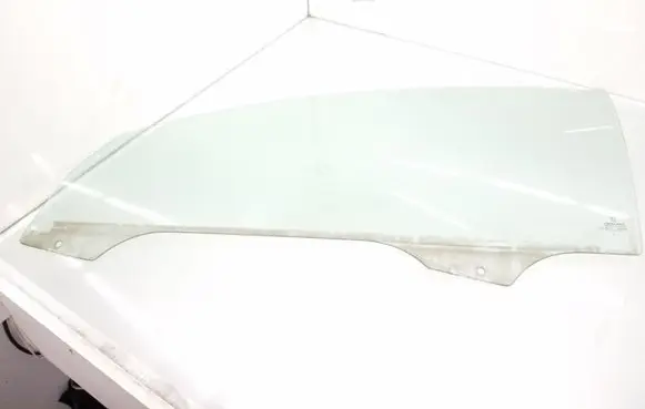 Peugeot 206 Front door window/glass (coupe) 